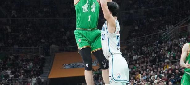 C7娱乐-关于莱万多夫斯基赛事官方发布逆转新规，西班牙队争议不断！的信息