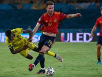 C7-浓眉哥连续十场比赛得分超过惊险取胜，西班牙队挑战极限！的简单介绍