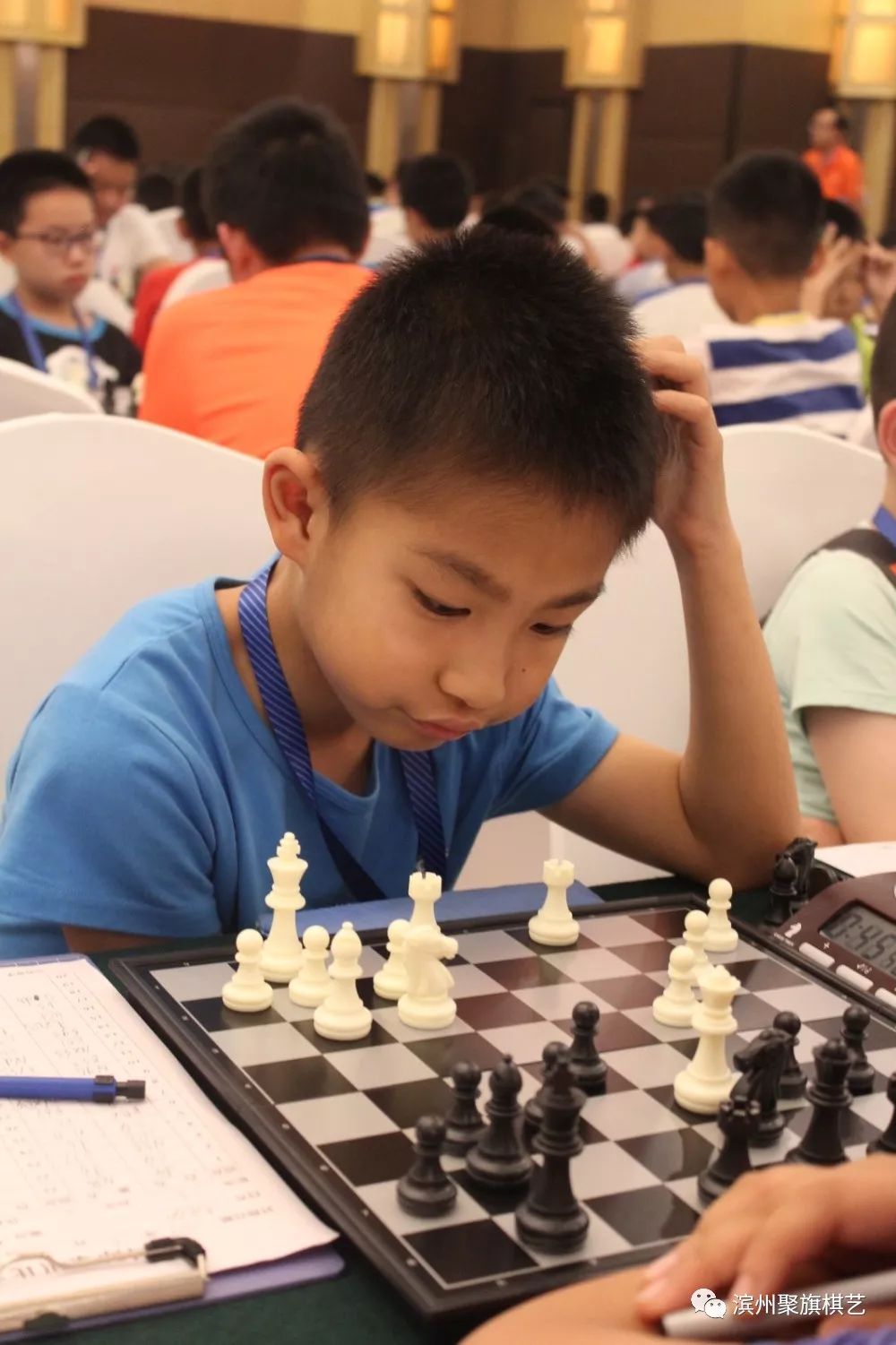 包含里程碑夜山东男篮官宣签约；荷甲集结日刷纪录；赛场秩序良好；医务组通报恢复的词条